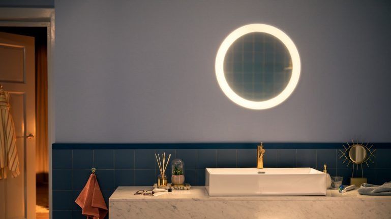 Jednostavna instalacija Philips Hue Play Gradient LED trake