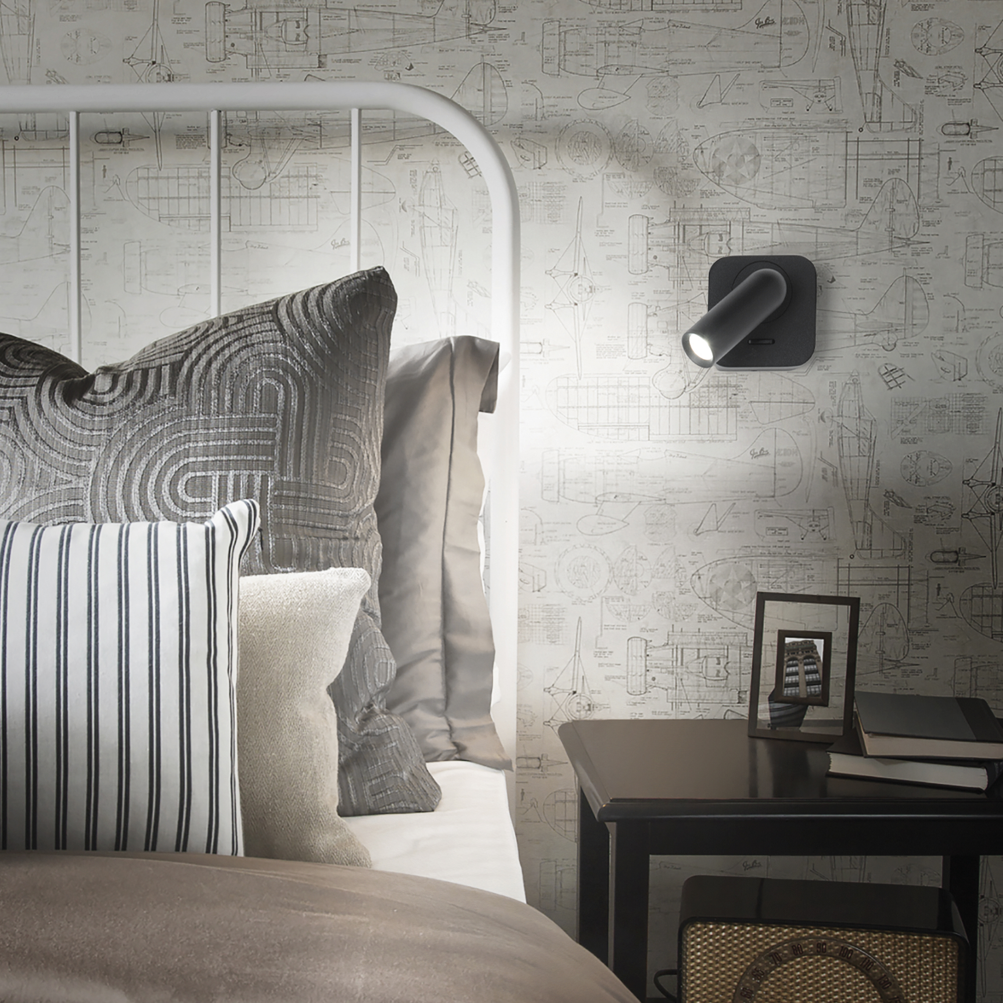 Usporedba Ideal Lux i Osram rasvjete