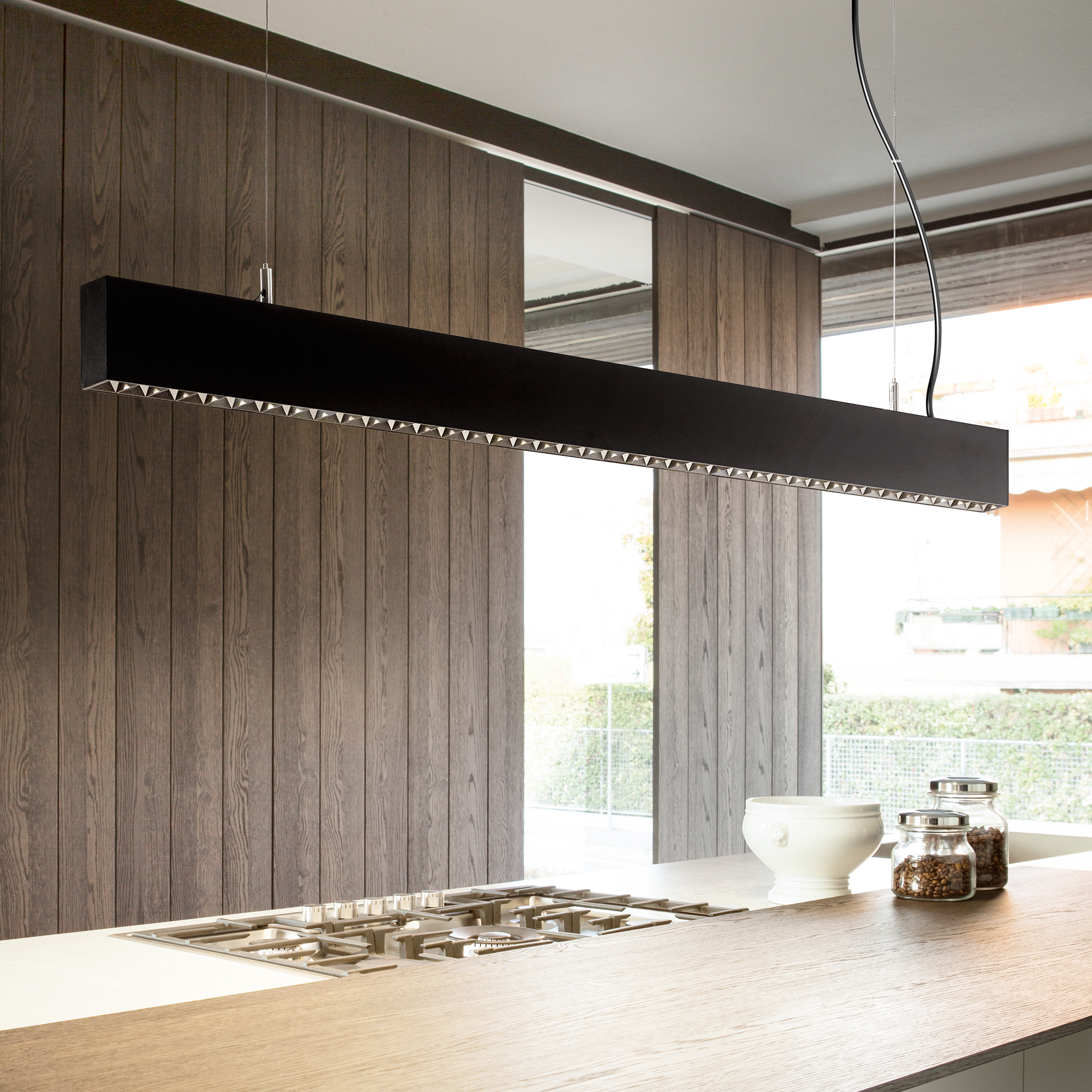 Lampa u kuhinji kao dekorativni element