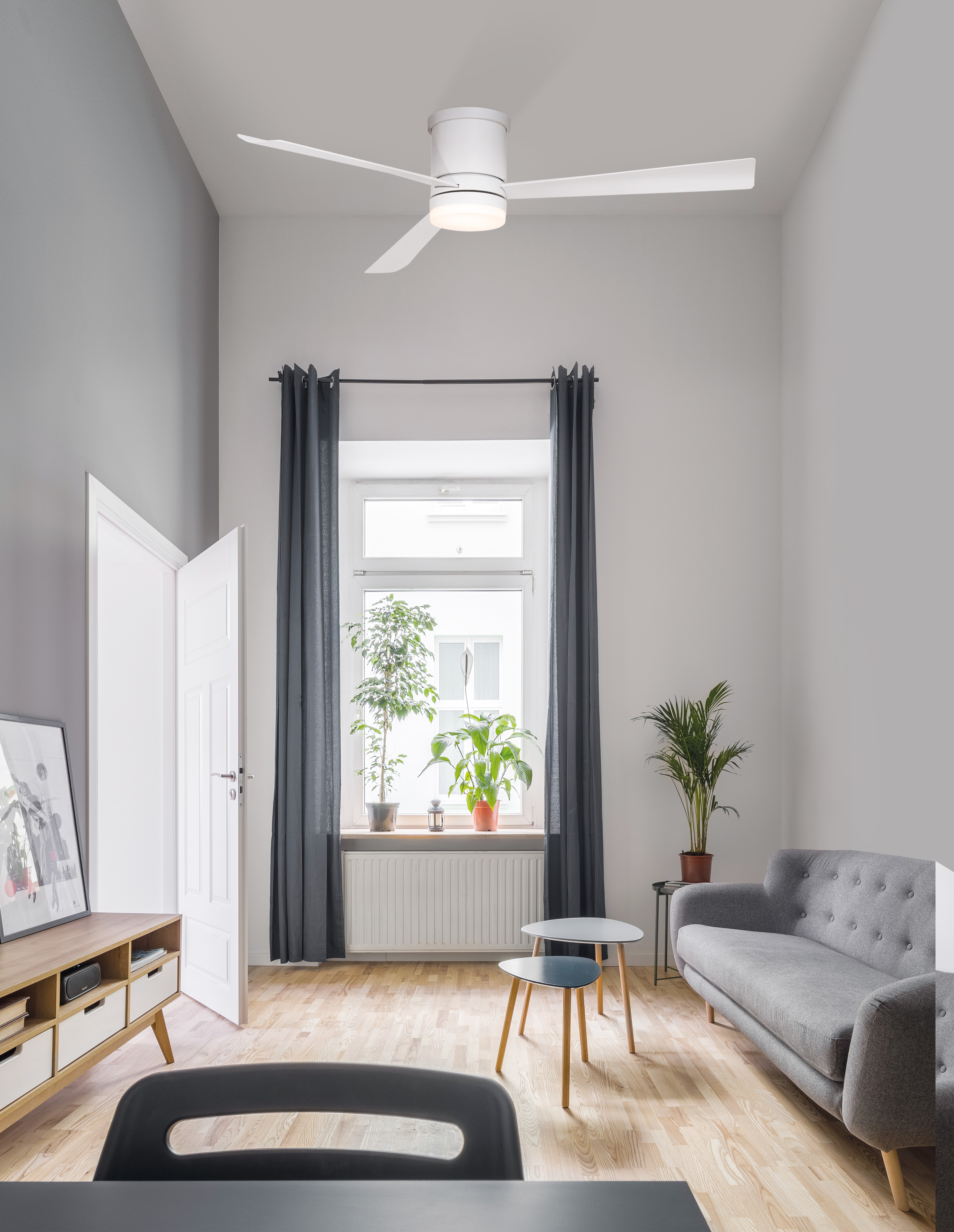 Stropni ventilator u dnevnom boravku