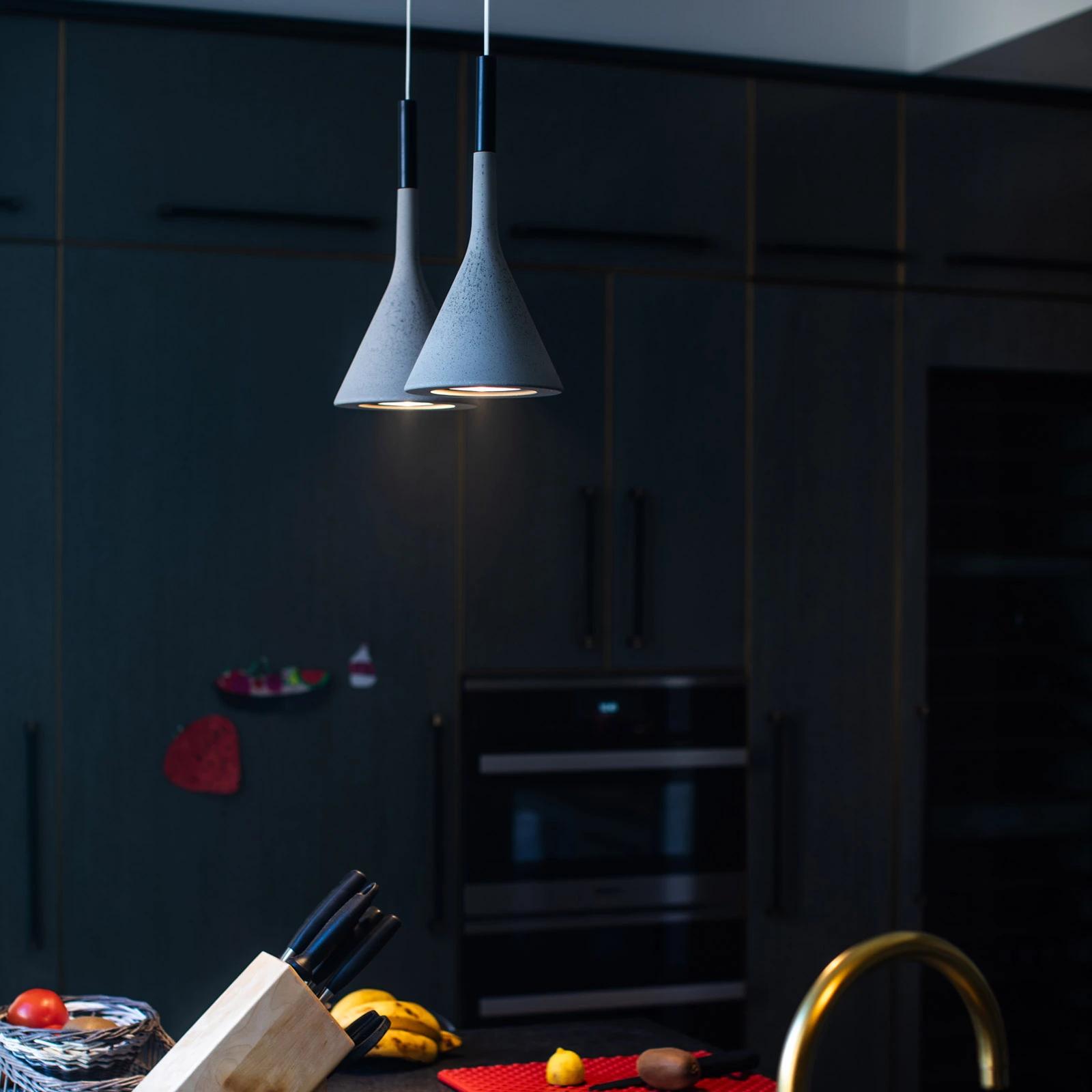 Foscarini Aplomb Mini visilica od betona