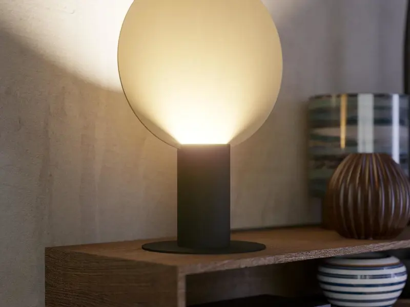 Noćne lampe: Savjeti za odabir idealnog rasvjetnog rješenja za vašu spavaću sobu