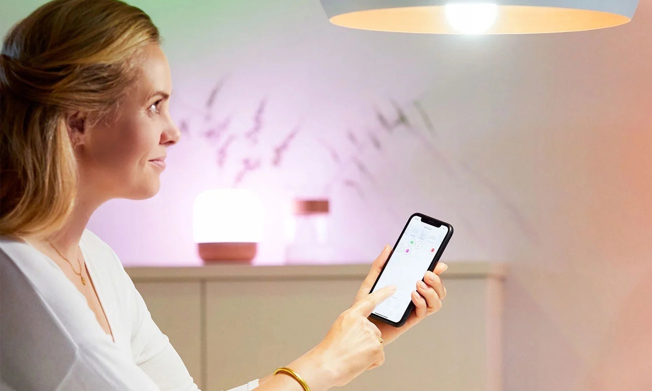 Philips LED žarulja WiZ dimabilna 5.0W GU10