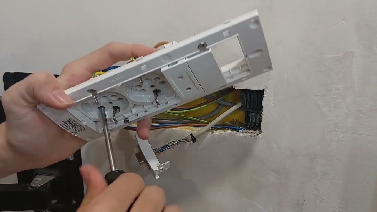 Postavljanje uticnice - instalacija i ugradnja