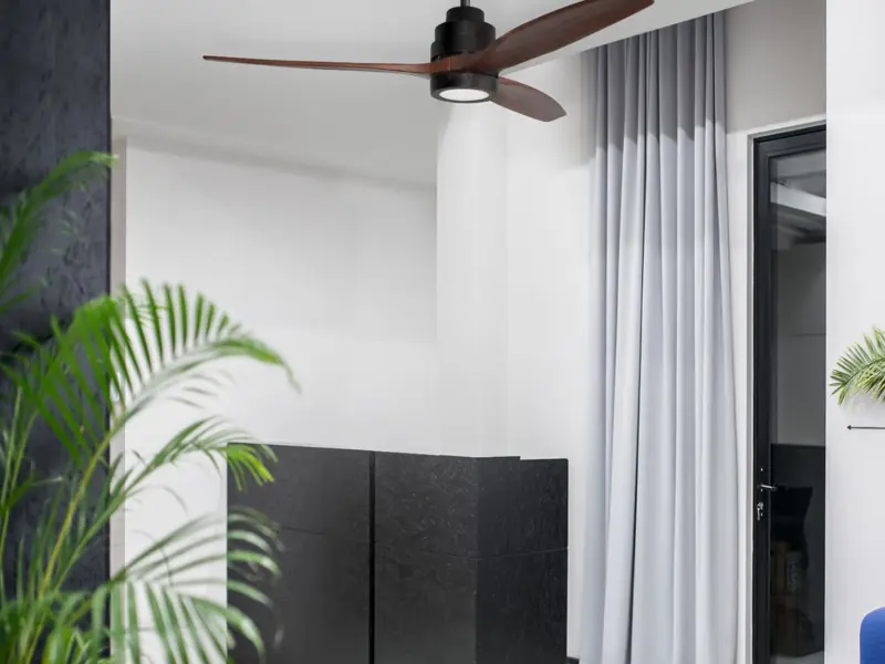 Stropni ventilatori: Sveobuhvatni vodič za hlađenje, uštedu i dizajn