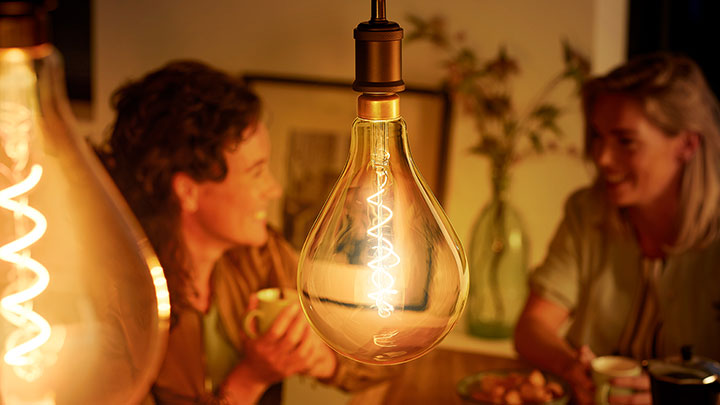 Philips WarmGlow žarulja – povijest i dizajn