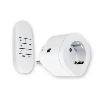 265-115 UTIČNICA S DALJINSKIM UPAVLJAČEM 13A/3000W 230V