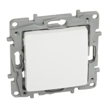 764504  NILOE KRIŽNI PREKIDAČ 1P/10A/250V BIJELI