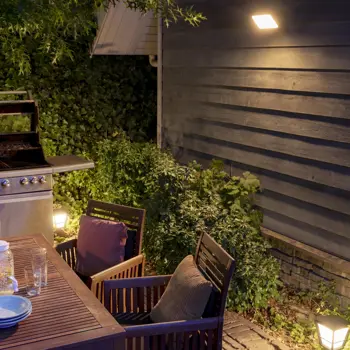 discover-philips-hue-vanjski-reflektor-crni-waca-eu-35901-02092546.webp