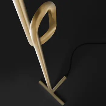 foscarini-tobia-podna-svjetiljka-zlatna-2558-02121236.webp