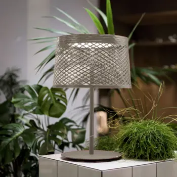 foscarini-twiggy-grid-stolna-lampa-siva-29244-02122060.webp
