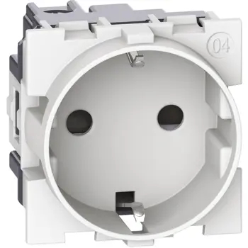 LNOW UTIČNICA 2P+E/16A/250V 2M BIJELA