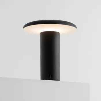 Takku STOLNA LAMPA ANODIZIRANA CRNA