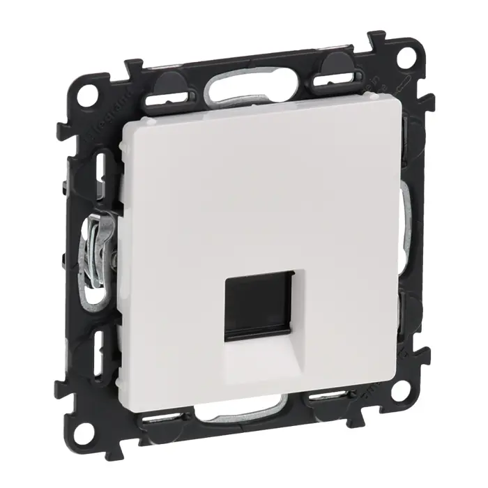 753142-mrezna-uticnica-1xrj45cat6-utp-valena-life-bijela-57098-04071483.webp