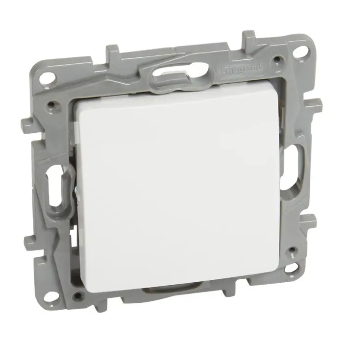 764507 NILOE TIPKALO 1P/10A/250V BIJELO