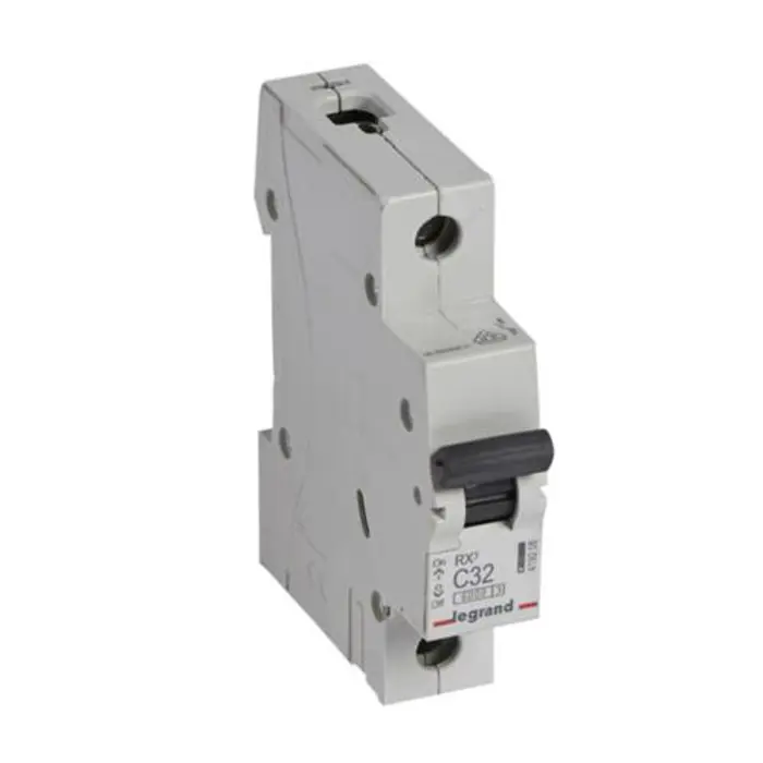 automatski-osigurac-c32-32a1p230v-604808-96386-10018398.webp