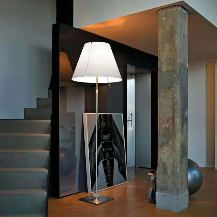 COSTANZA GRANDE D13Gti STAJAĆA LAMPA 3xE27 ALUMINIJ S BIJELIM SJENILOM