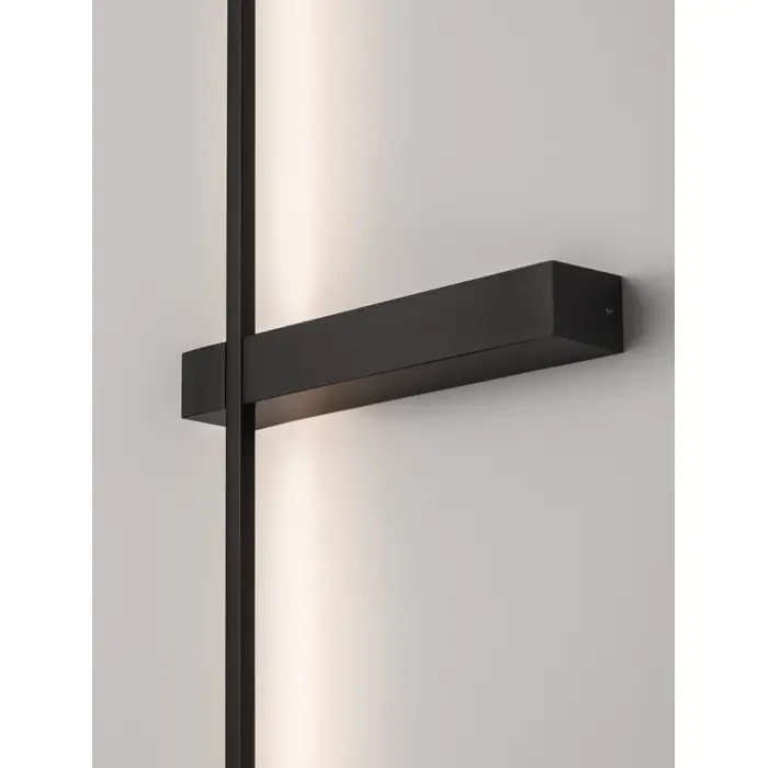 DANESSA ZIDNA LED SVJETILJKA CRNA 10W IP20 CCT 2700-3000K