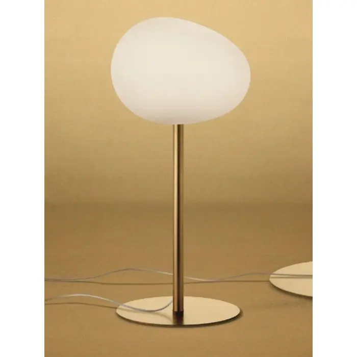 foscarini-gregg-media-stolna-lampa-alta-zlatnobijela-43446-02121086.webp