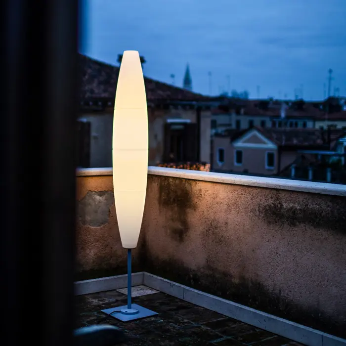 foscarini-havana-vanjska-podna-lampa-bijela-36939-02122035.webp