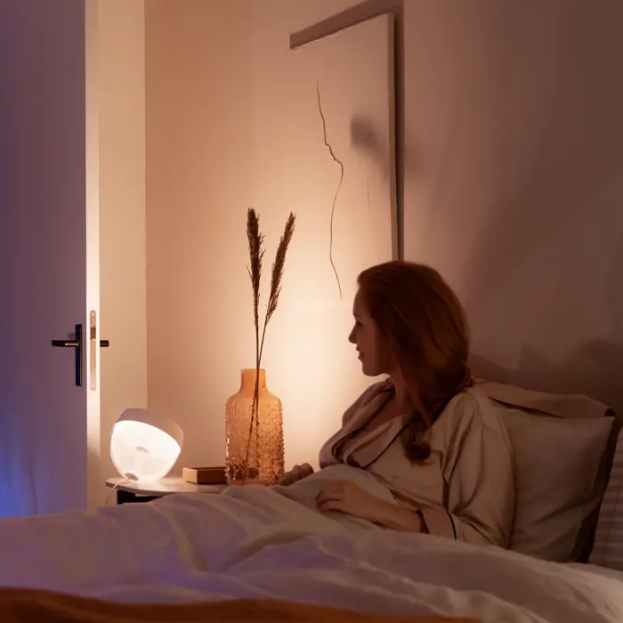 IRIS PHILIPS HUE prijenosna LED svjetiljka GEN4 bijela
