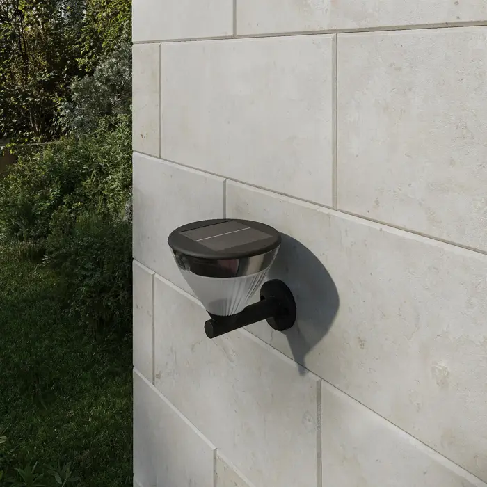 KYNA PHILIPS solarna LED svjetiljka White Ambiance 3.8W 27K crna IR