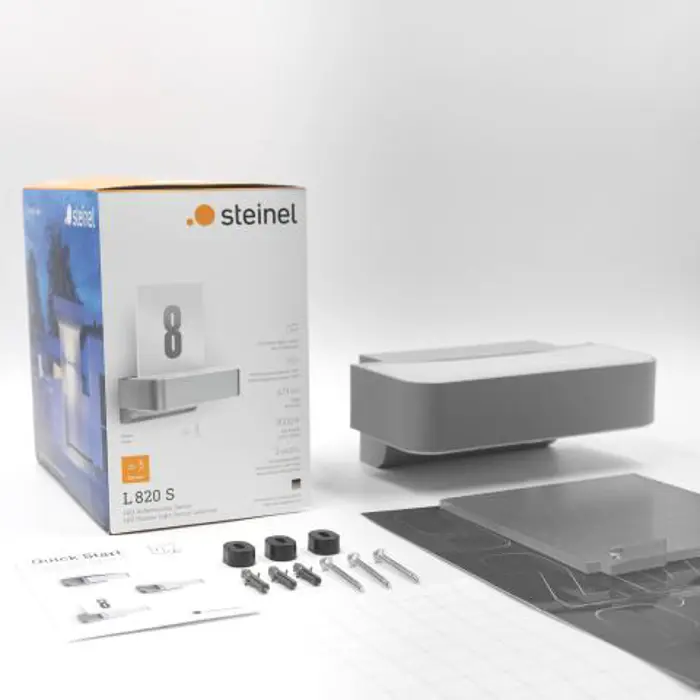 LED VANJSKA ZIDNA SVJETILJKA SA SENZOROM L 820 S SREBRNA 9,8W 3000K 679lm