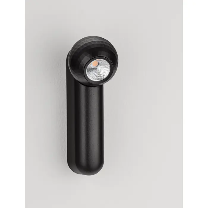 notic-zidna-led-svjetiljka-7w-ip20-3000k-crna-32105-02232390.webp