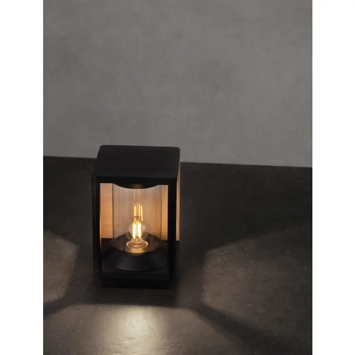PACIFIC ZIDNA LAMPA E27 IP65 CRNA