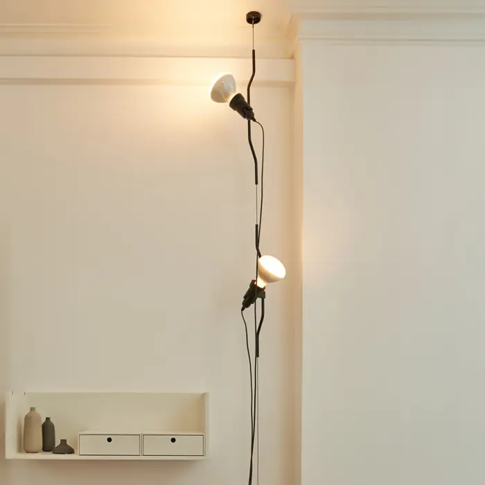 PARENTESI DIMMER VISILICA 1×E27/150W/220-250V CRNA