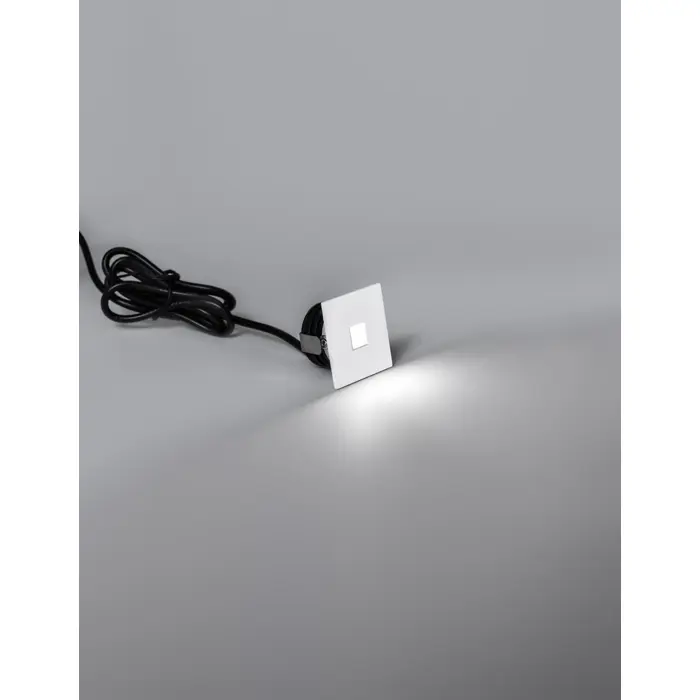passaggio-svjetiljke-za-stepenice-bijela-1w-3v-70lm-94374-02131165.webp