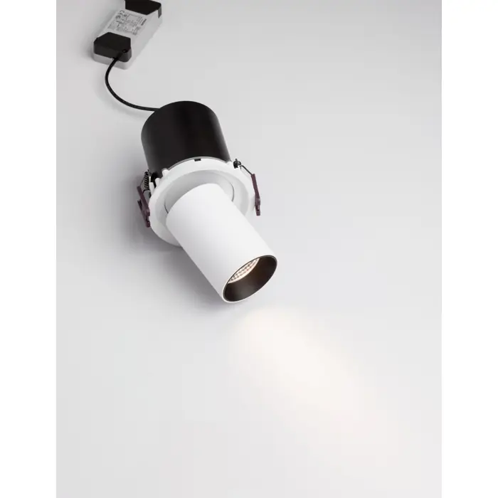 PIN UGRADBENA SVJETILJKA BIJELA 12W 720Lm 3000K IP32