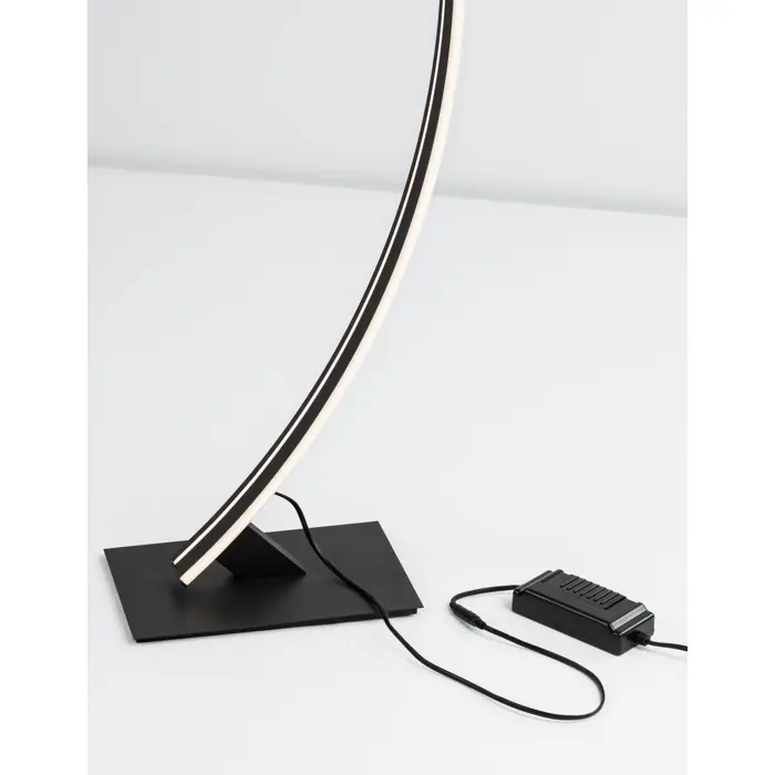 PREMIUM STAJAĆA LAMPA LED 40W/3000K/2120lm/DIMM/IP20/CRNA