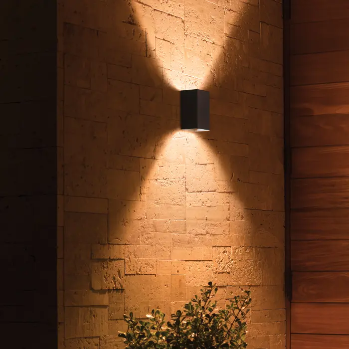 RESONATE PHILIPS HUE vanjski LED fenjer crni 2X8 (set 2 kom)