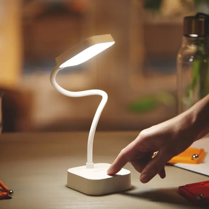 ROCK PHILIPS LED stolna lampa DSK211 PT 5W 50K W USB