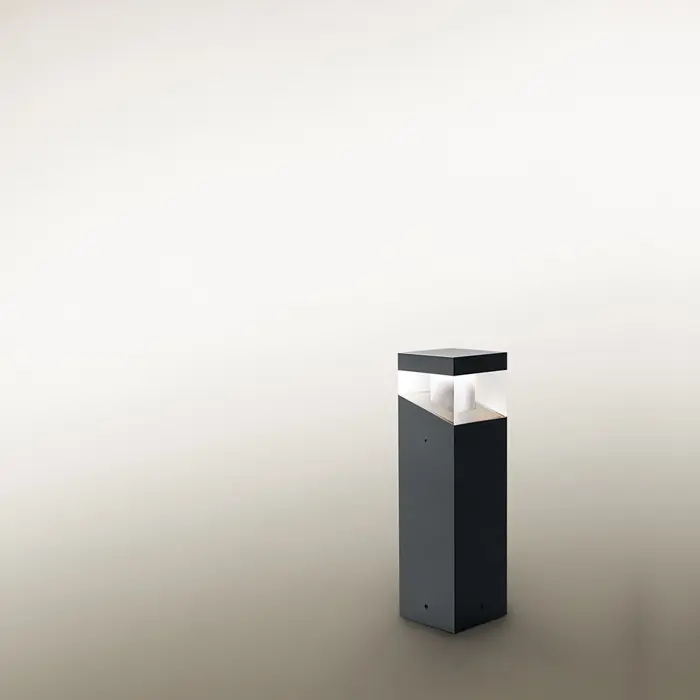 tetragono-45-stajaca-svjetiljka-antracit-15w-3000k-481lm-25939-02171623.webp