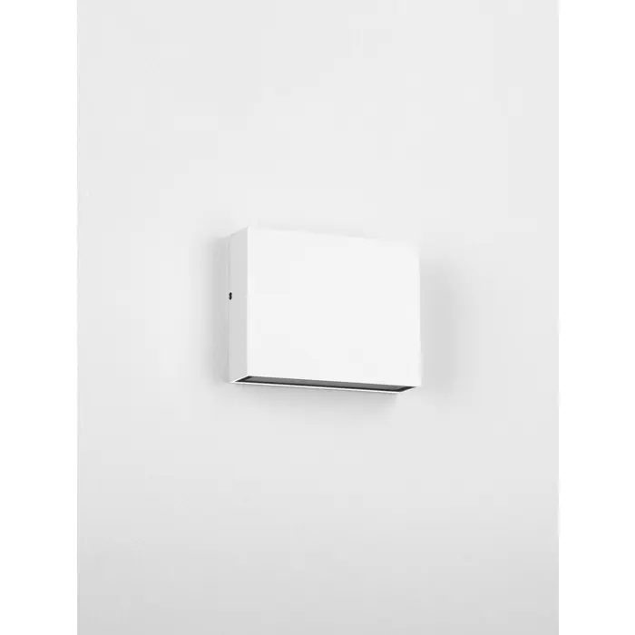 TICK ZIDNA SVJETILJKA BIJELA LED 4 Watt 220-240 Volt 251lm 3000K