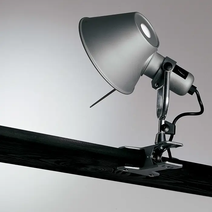 tolomeo-pinza-svjetiljka-s-kvacicom-led-3000k-67045-02171262.webp