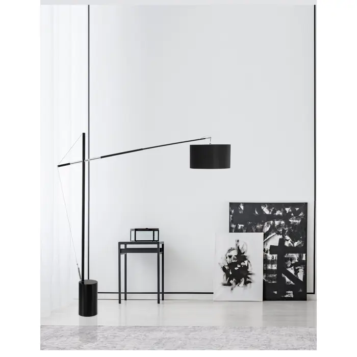 TRACCIA STAJAĆA LAMPA E27 /IP20/CRNA