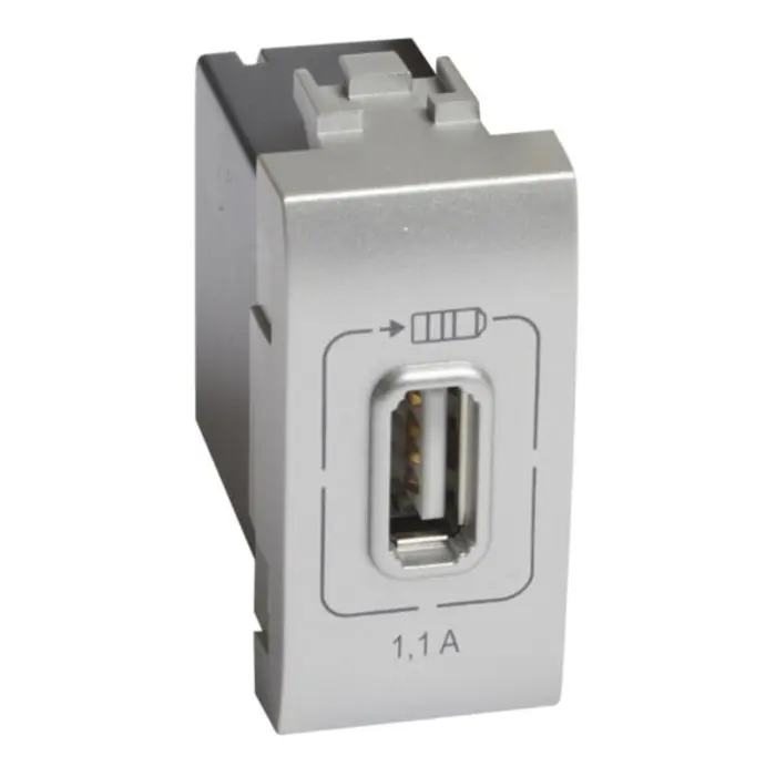 uticnica-1m-usb-5v-dc11a230v-tech-21057-04070776.webp