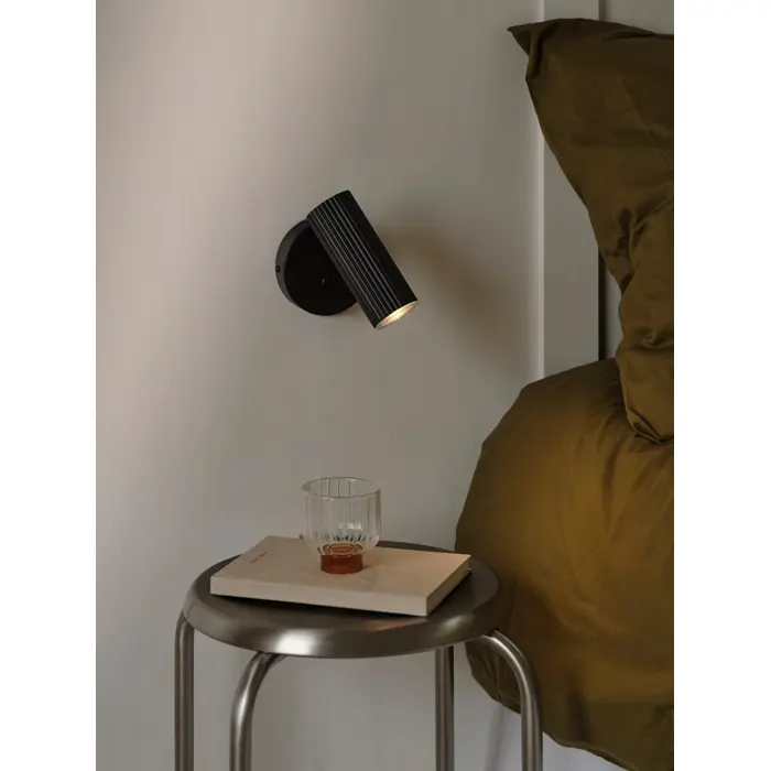 VICO ZIDNA LAMPA CRNA GU10