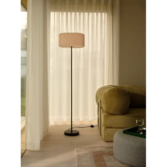 VIVIENNE STAJAĆA SVJETILJKA CRNA E27/15W/IP20/220-240V